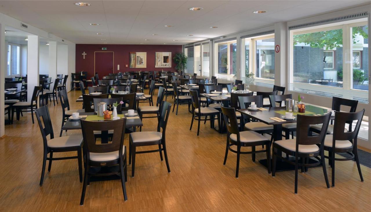 Nell-Breuning-Hotel Herzogenrath Ngoại thất bức ảnh