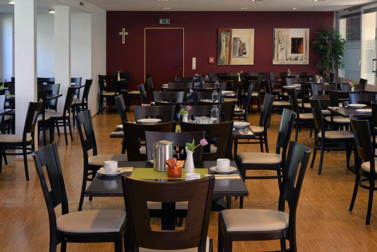Nell-Breuning-Hotel Herzogenrath Ngoại thất bức ảnh